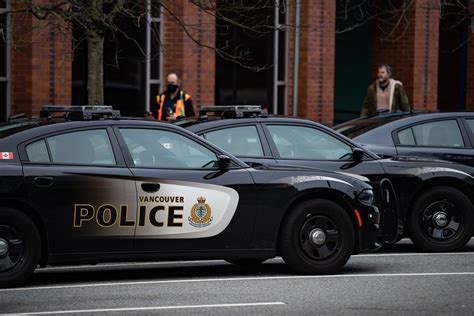 Independent Investigations Office probe Vancouver Police shooting that left man dead